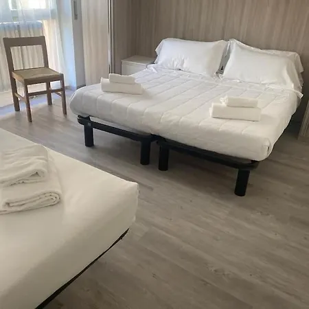 アパート Bilocale In Borgo Santa Caterina ベルガモ